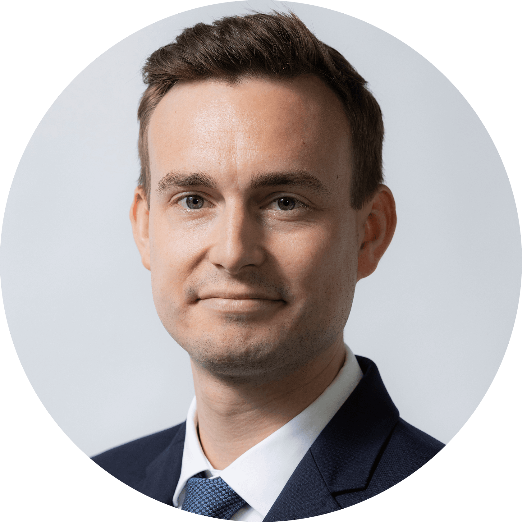 Headshot of Frederik Holz